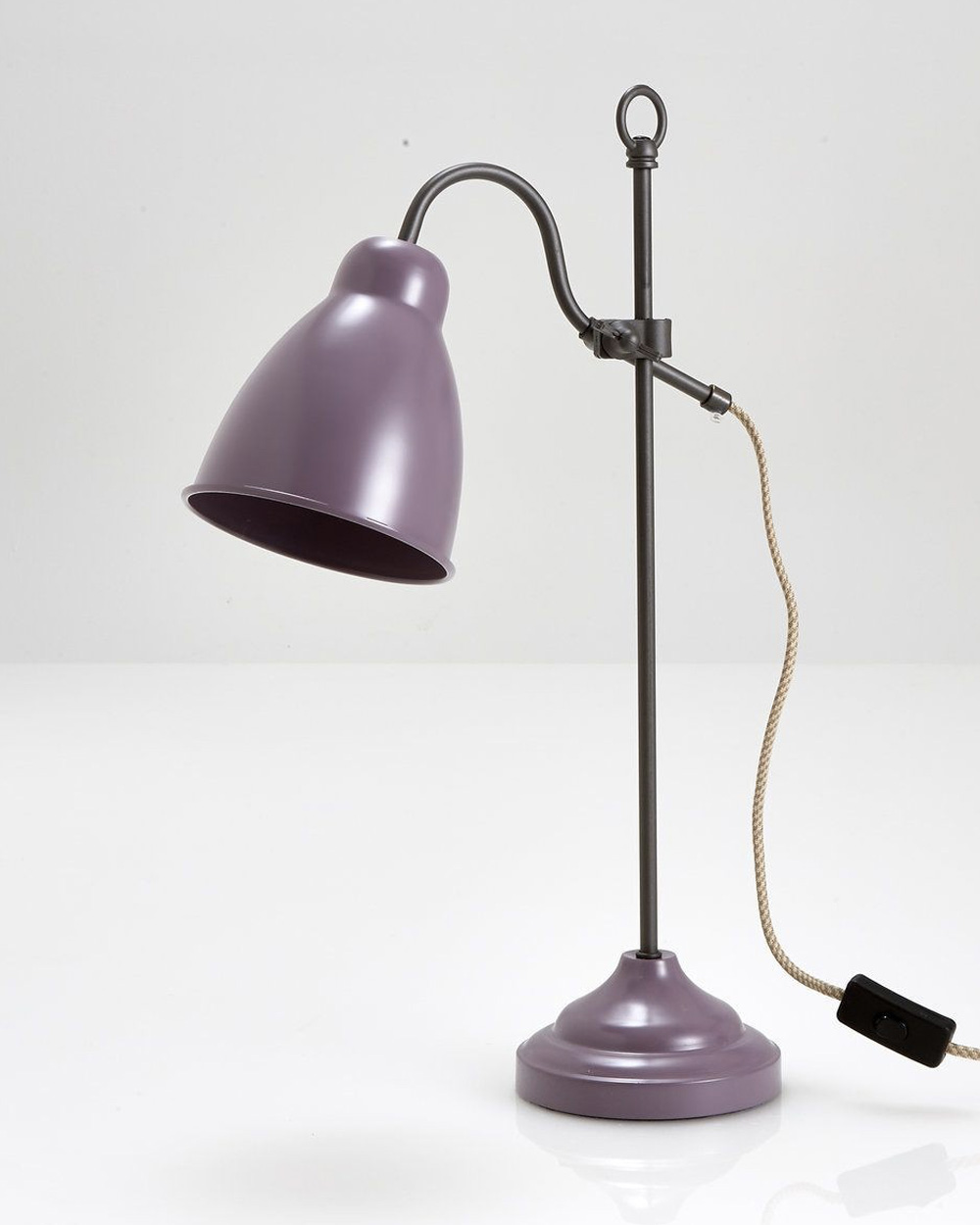 lampe de bureau violette en métal