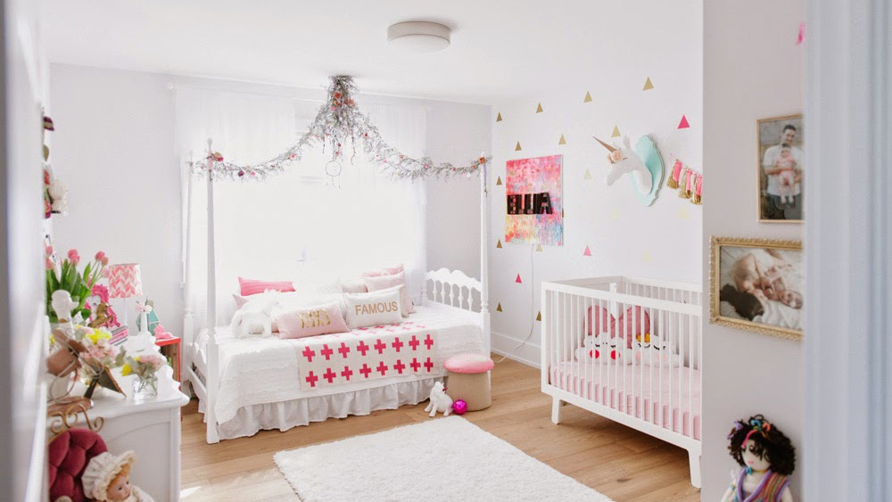 deco chambre fille rose or
