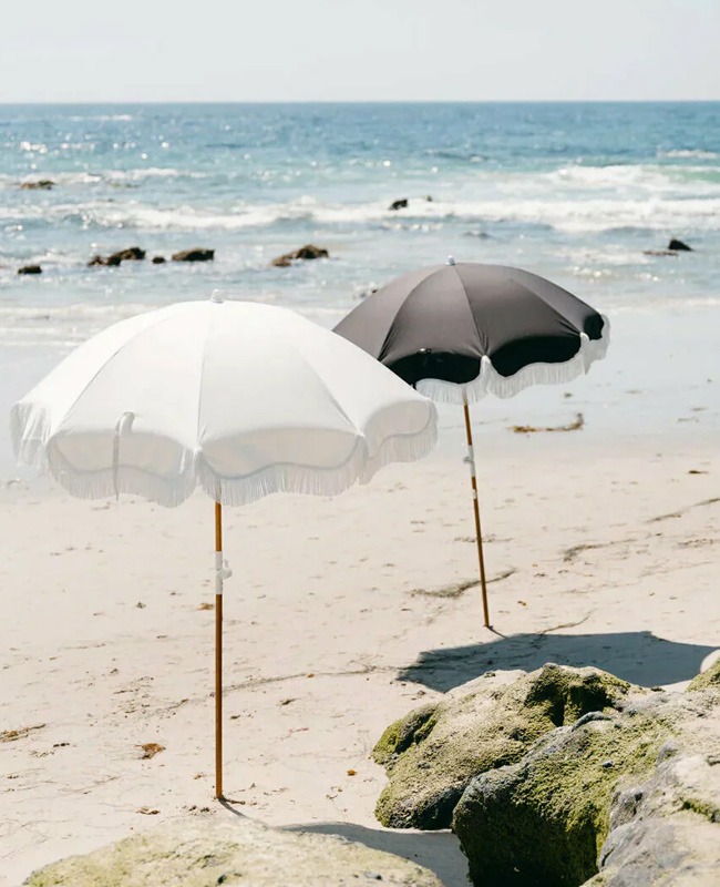 parasol noir franges