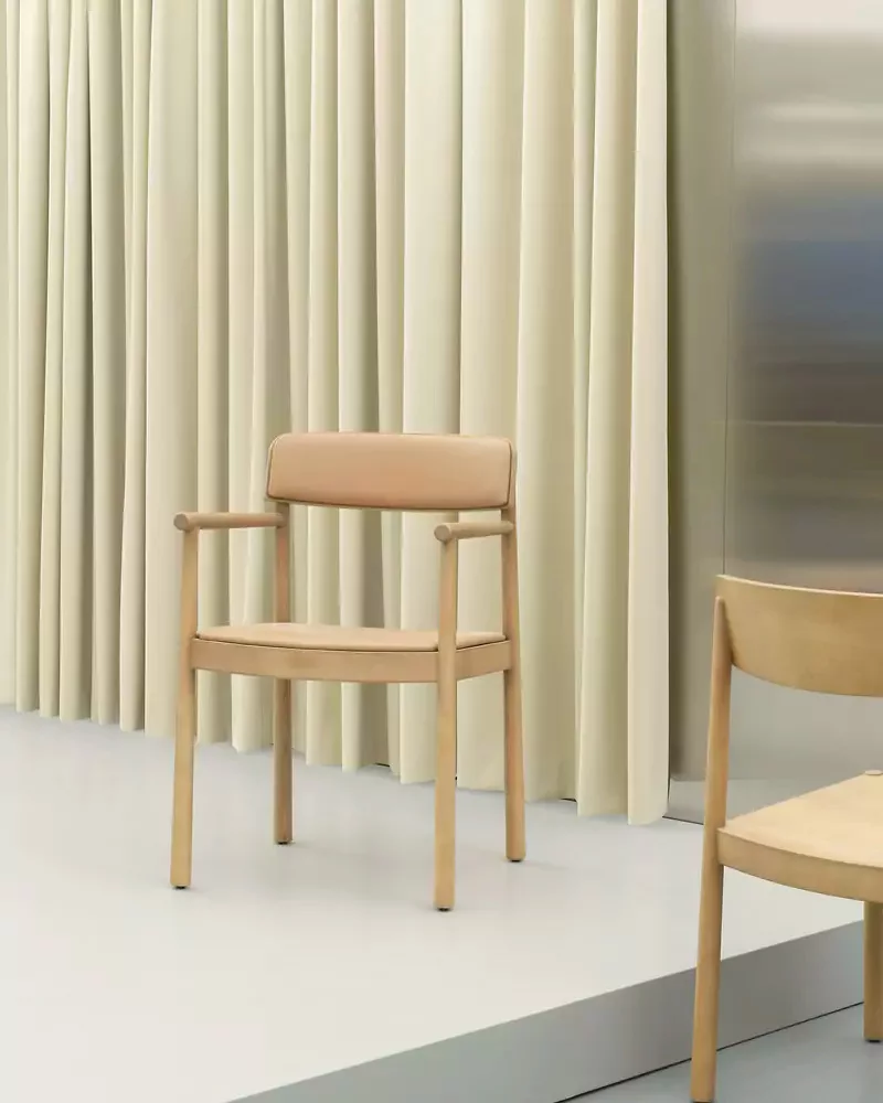 chaise minimaliste cuir bois