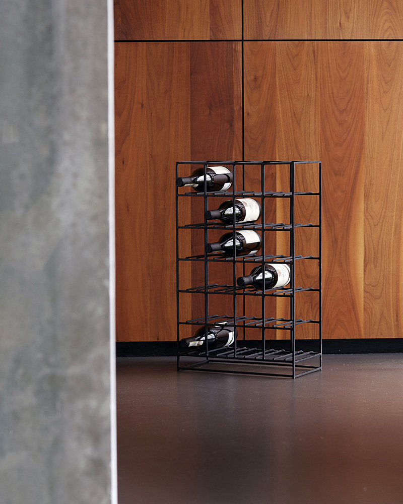 casser bouteille metal noir