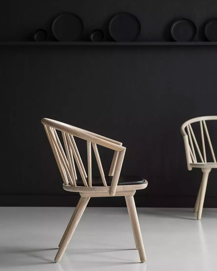 chaise scandinave bois clair