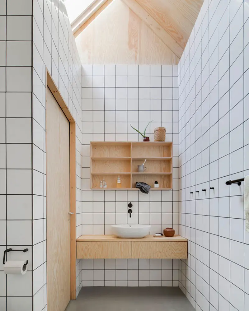 salle de bain deco contreplaque