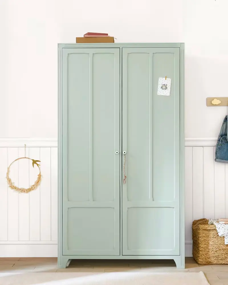 armoire parisienne verte