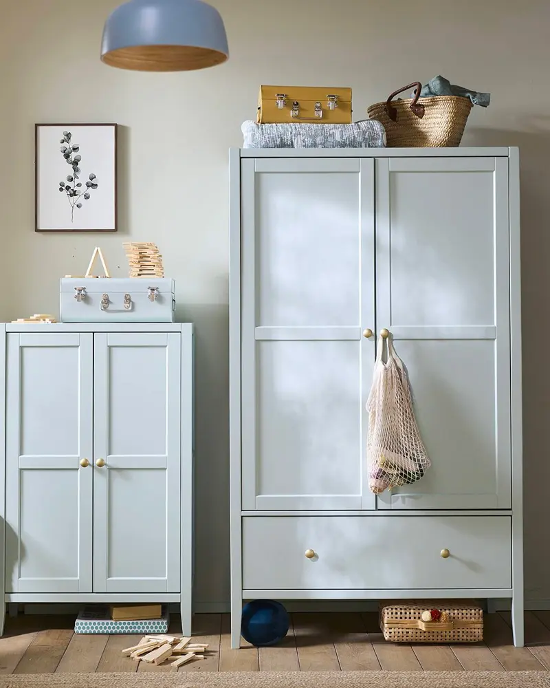 armoire parisienne avec tiroir