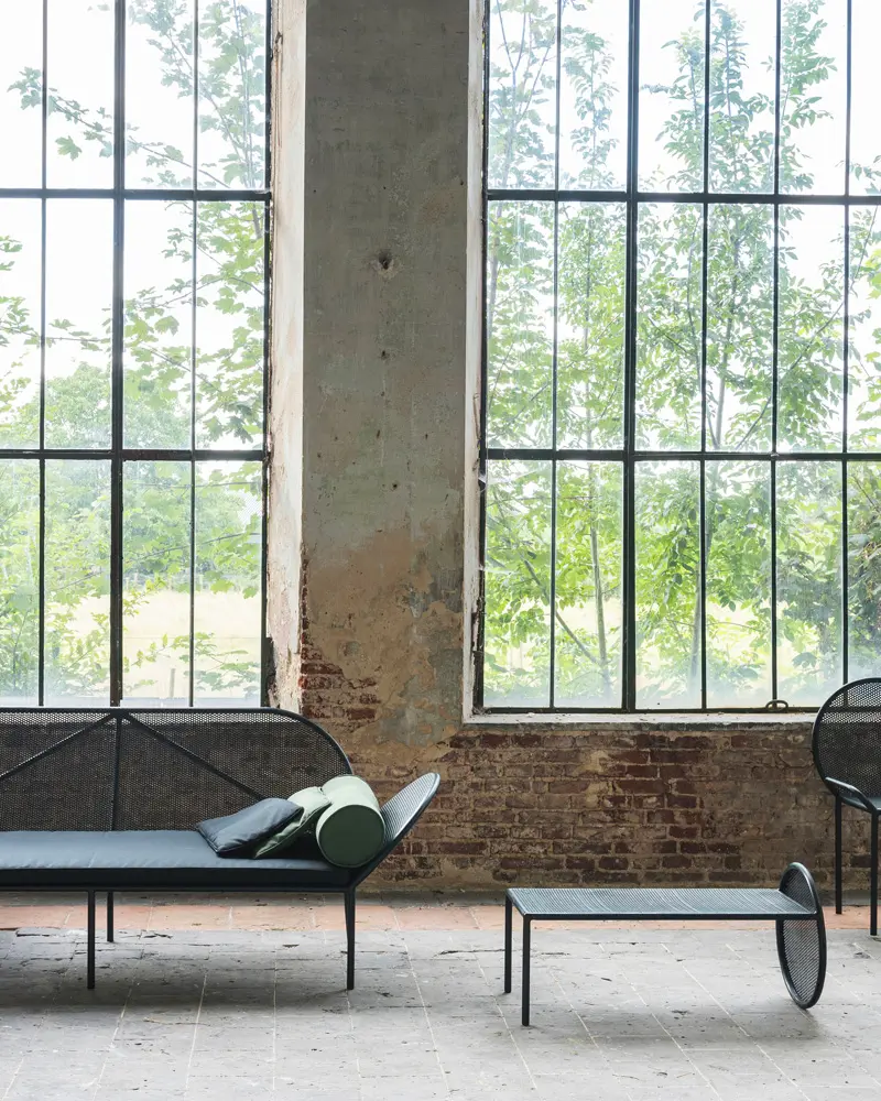 table basse metal perfore