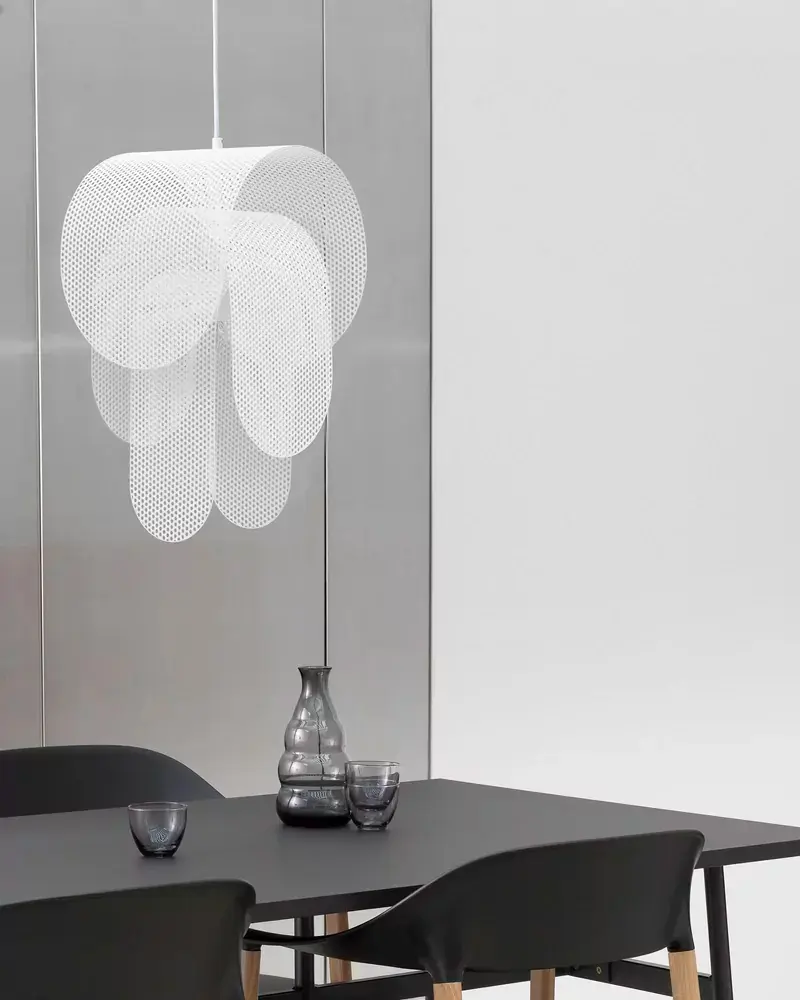 suspension blanche metal perfore