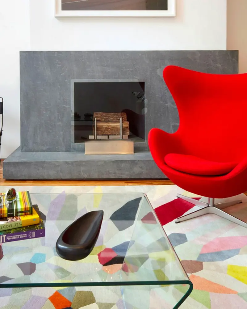 fauteuil egg Arne Jacobsen rouge deco salon