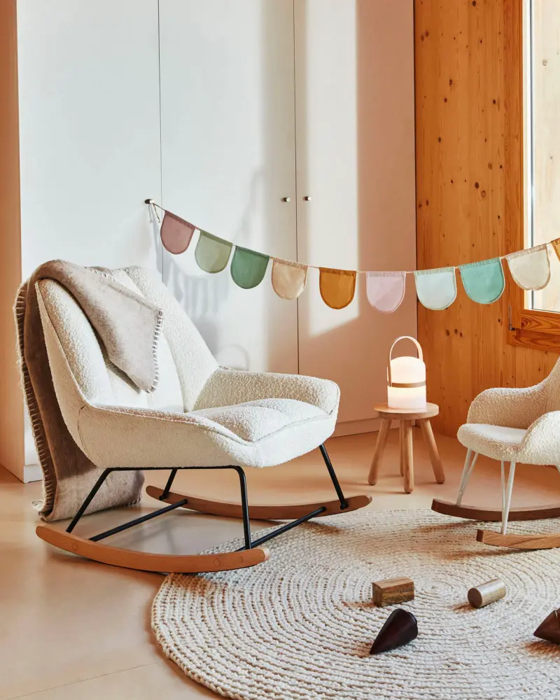 deco chambre fait fauteuil tissu bouclette