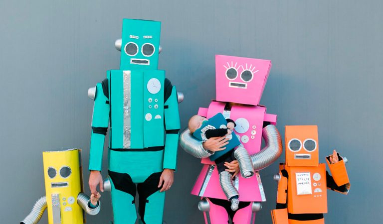 12 idées DIY pour fabriquer un déguisement pour Halloween