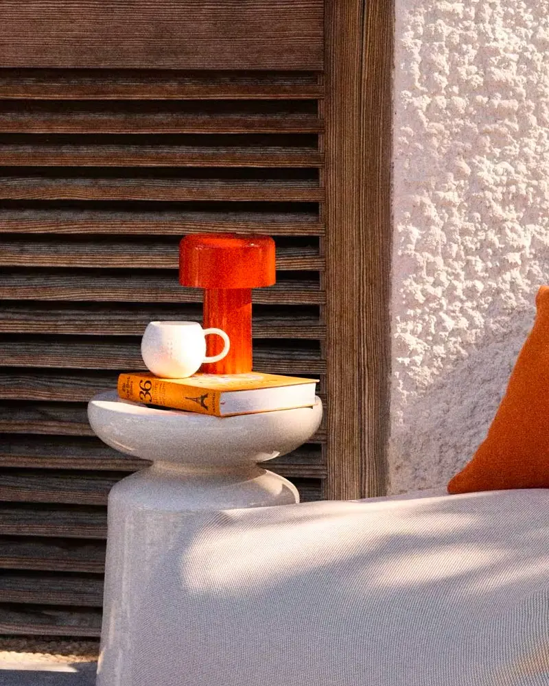 lampe extérieure orange