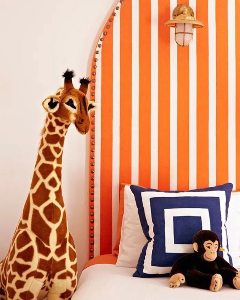 tete de lit orange blanc chambre enfant