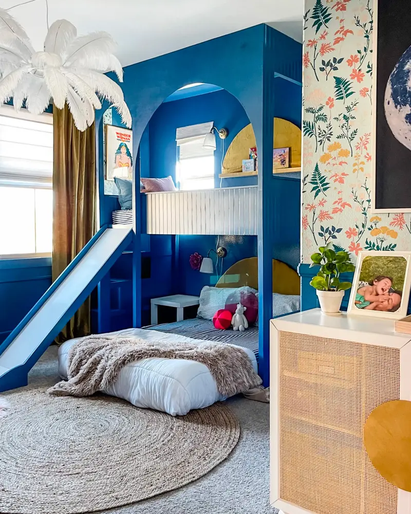 lit cabane bleu deco chambre enfant