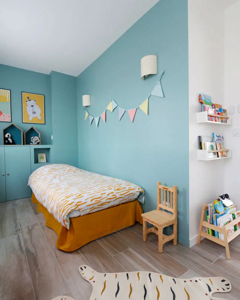 deco chambre enfant bleu clair
