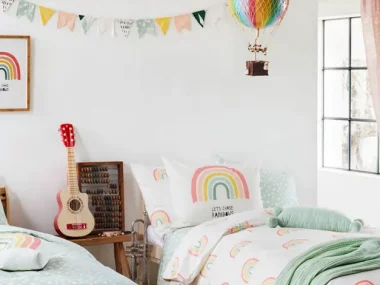 deco chambre enfant arc en ciel