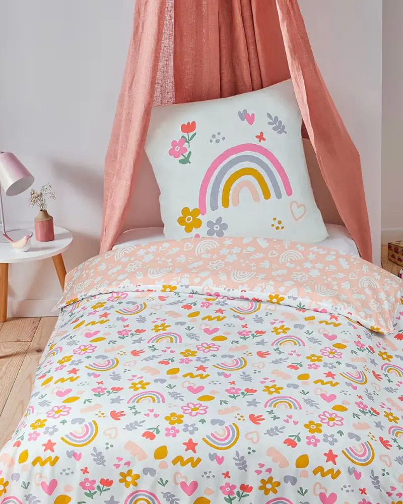 linge de lit arc en ciel deco chambre enfant