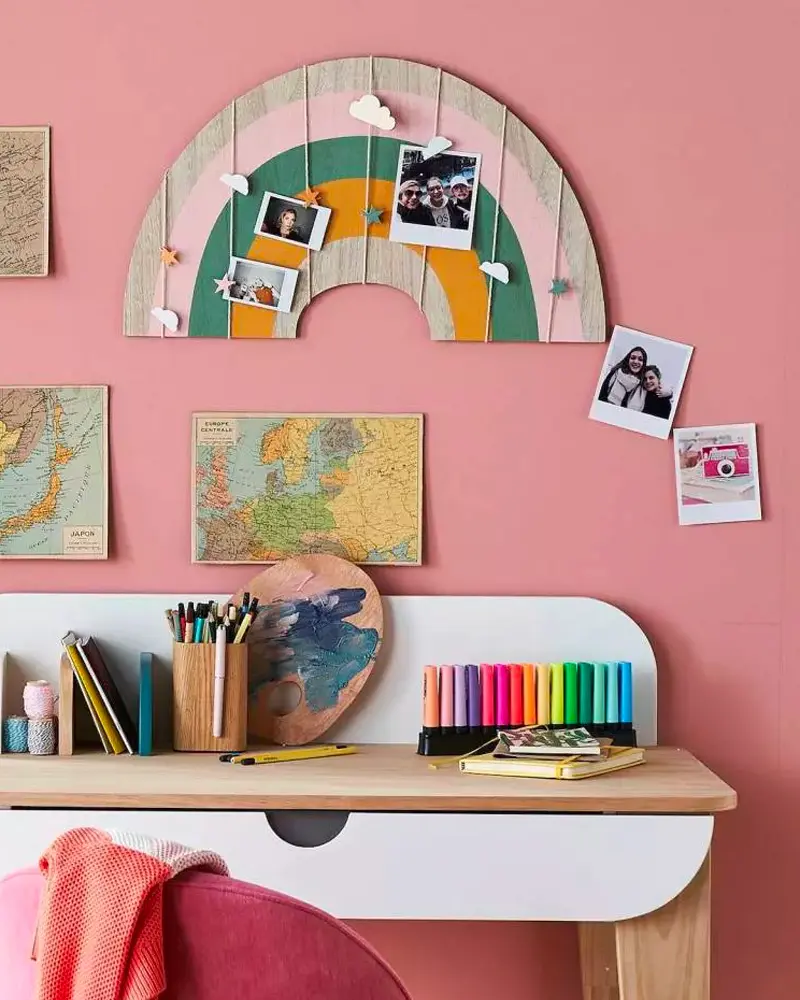 deco bureau enfant arc en ciel