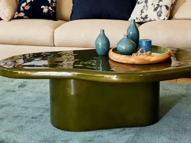 table basse organique béton vert