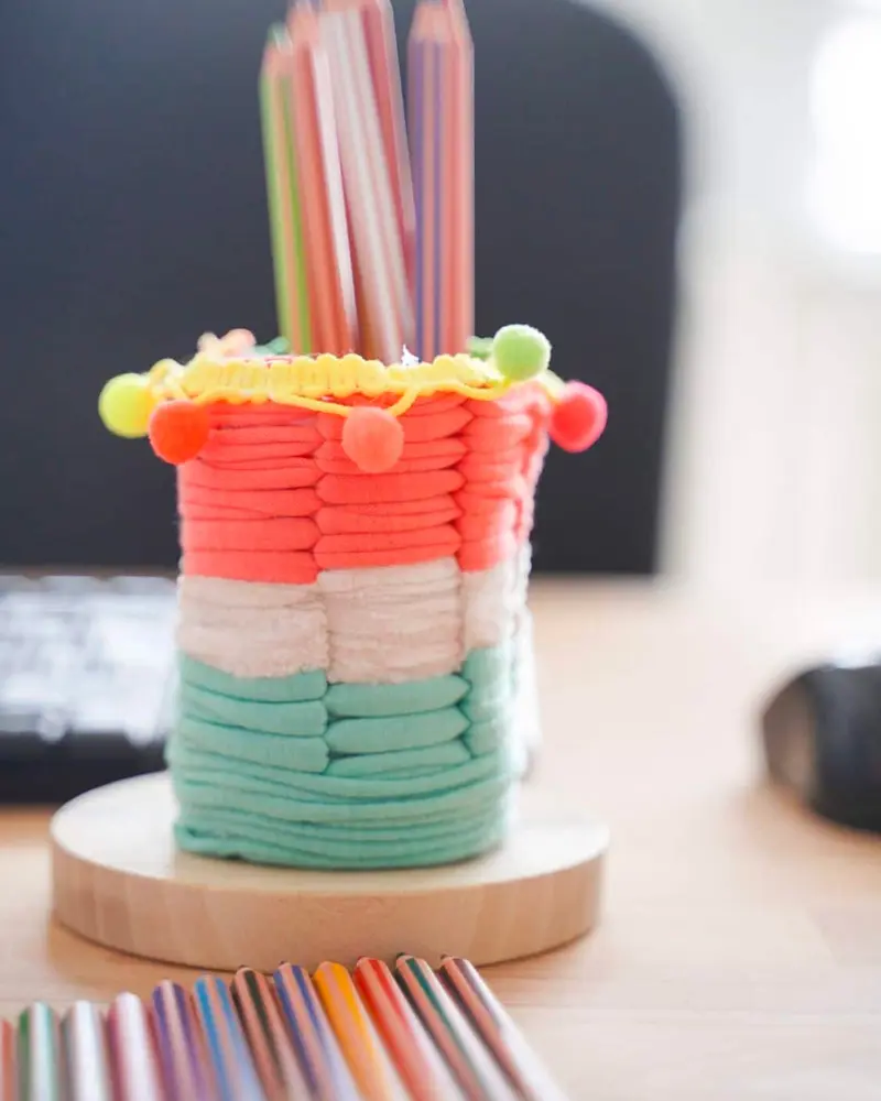 pot crayon diy bouteille plastique