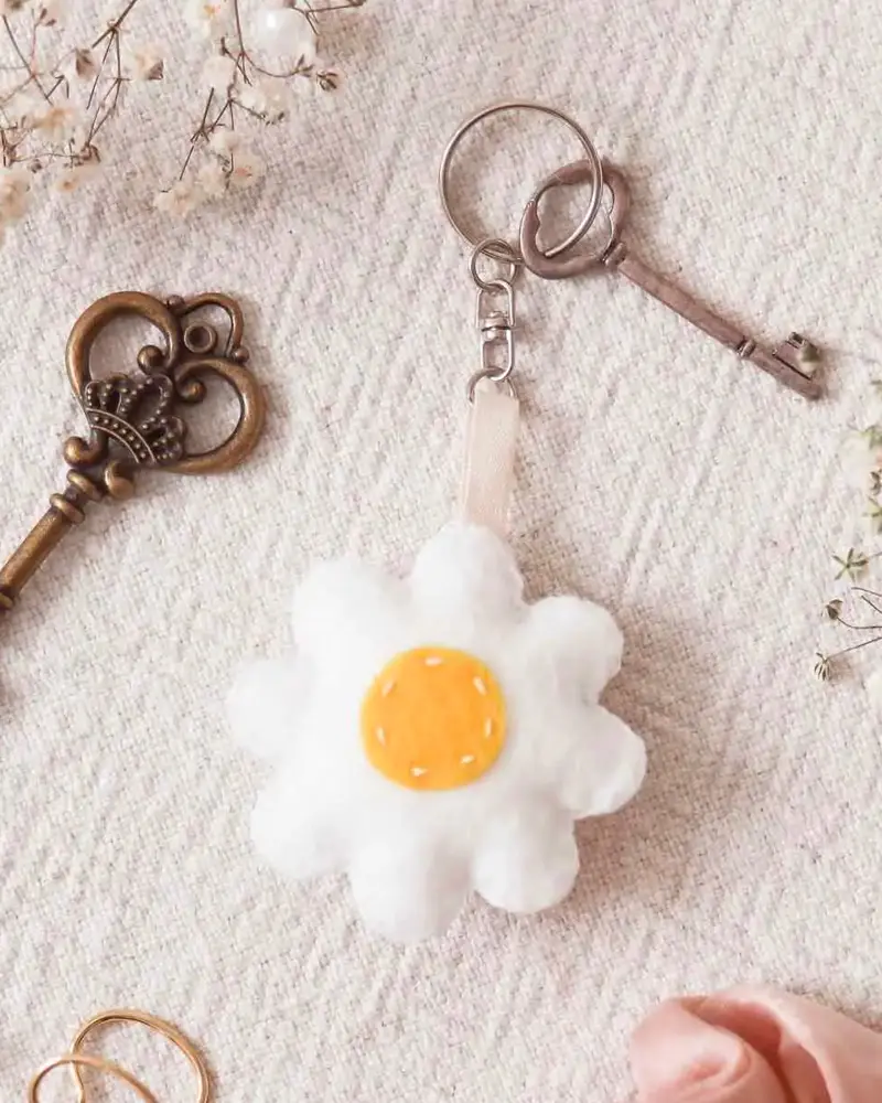 porte cle fleur feutrine diy