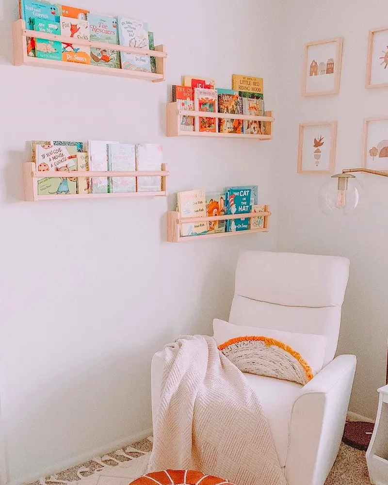 bibliotheque murale deco chambre bebe