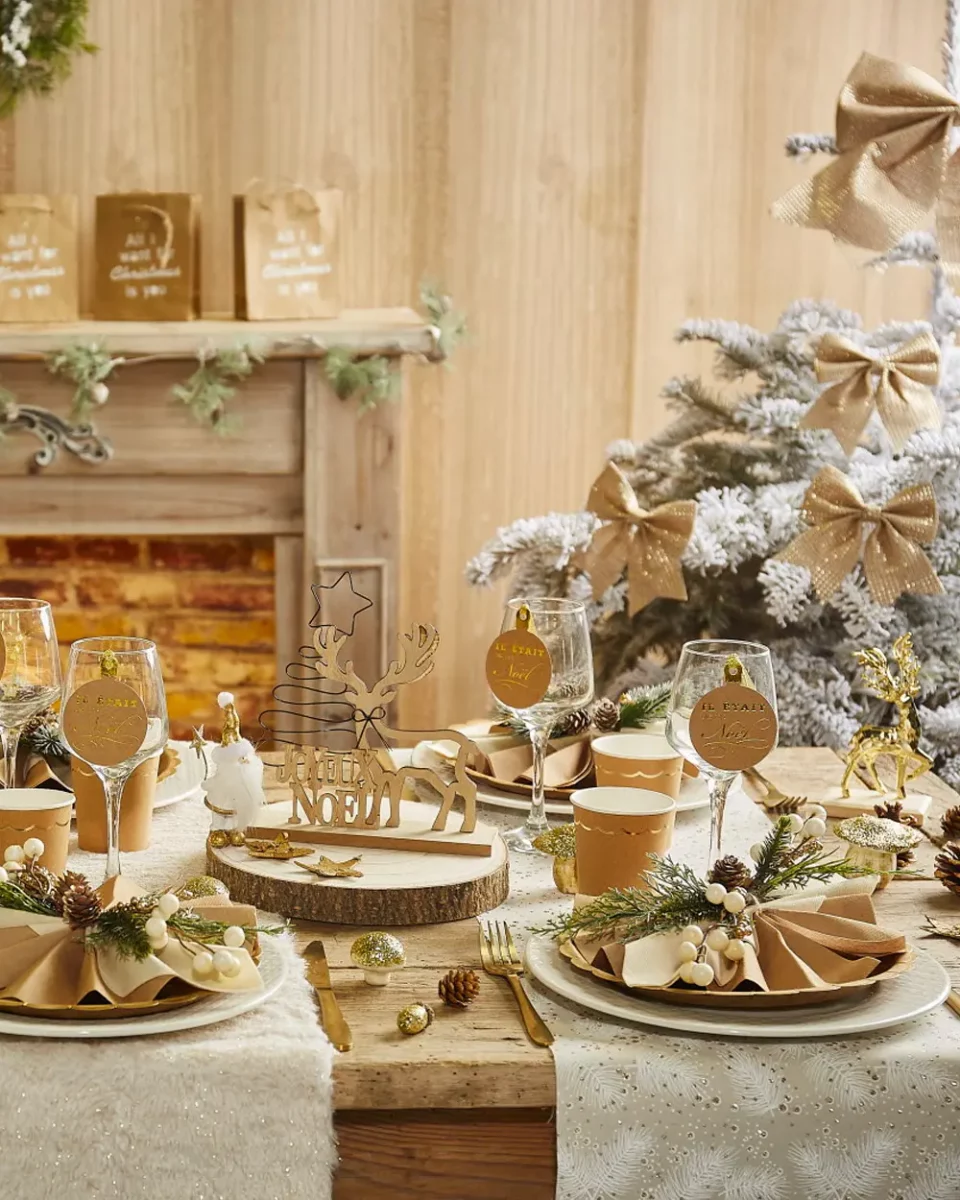 deco salle a manger noel dore