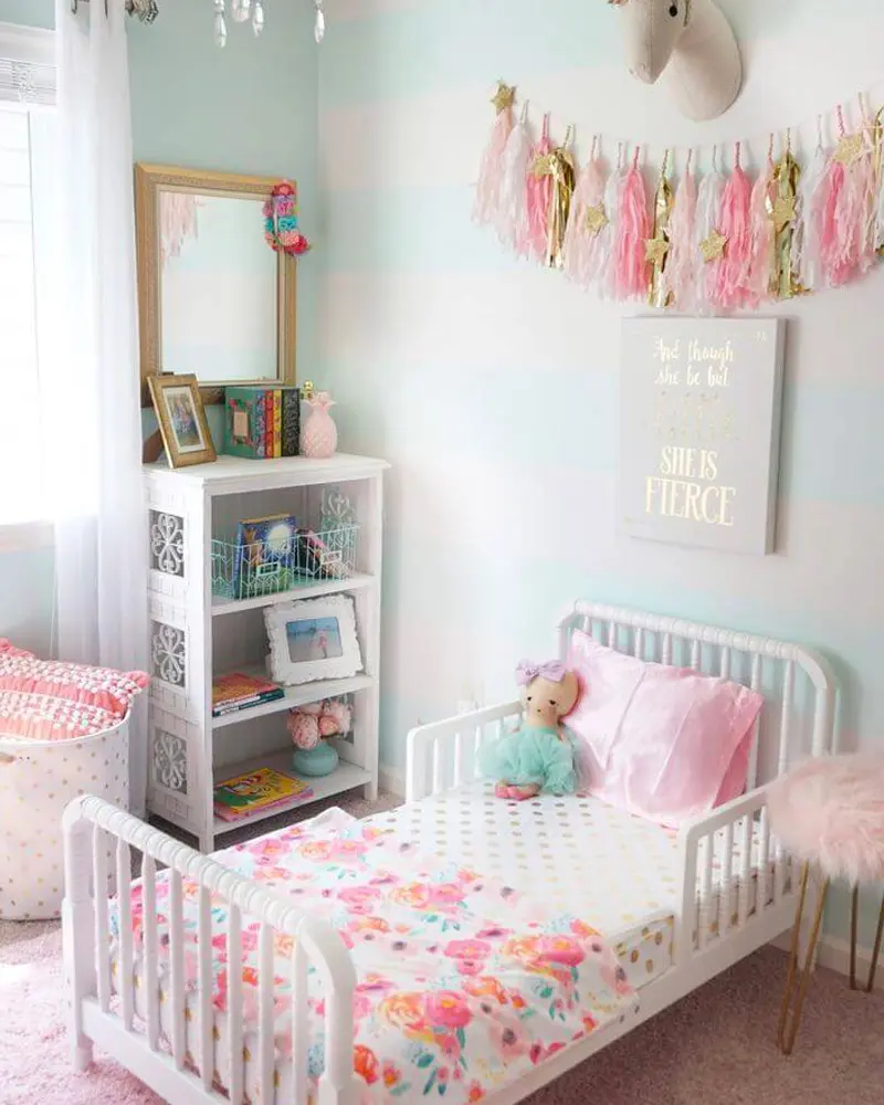 deco chambre enfant princesse boheme blanc
