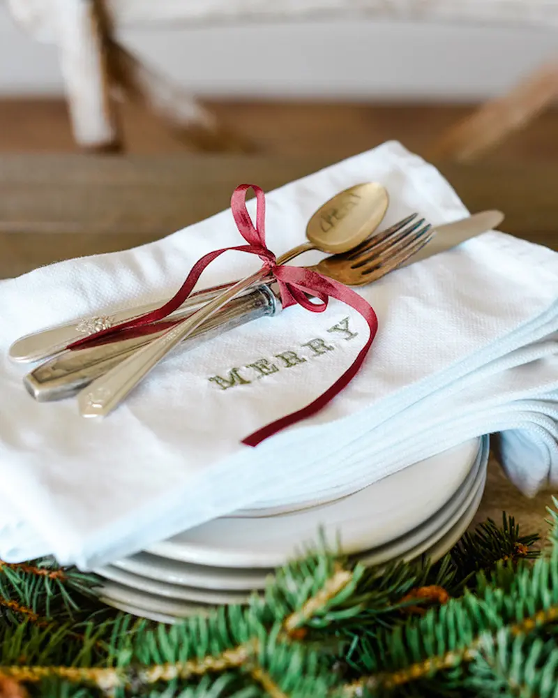 serviette brodee diy noel