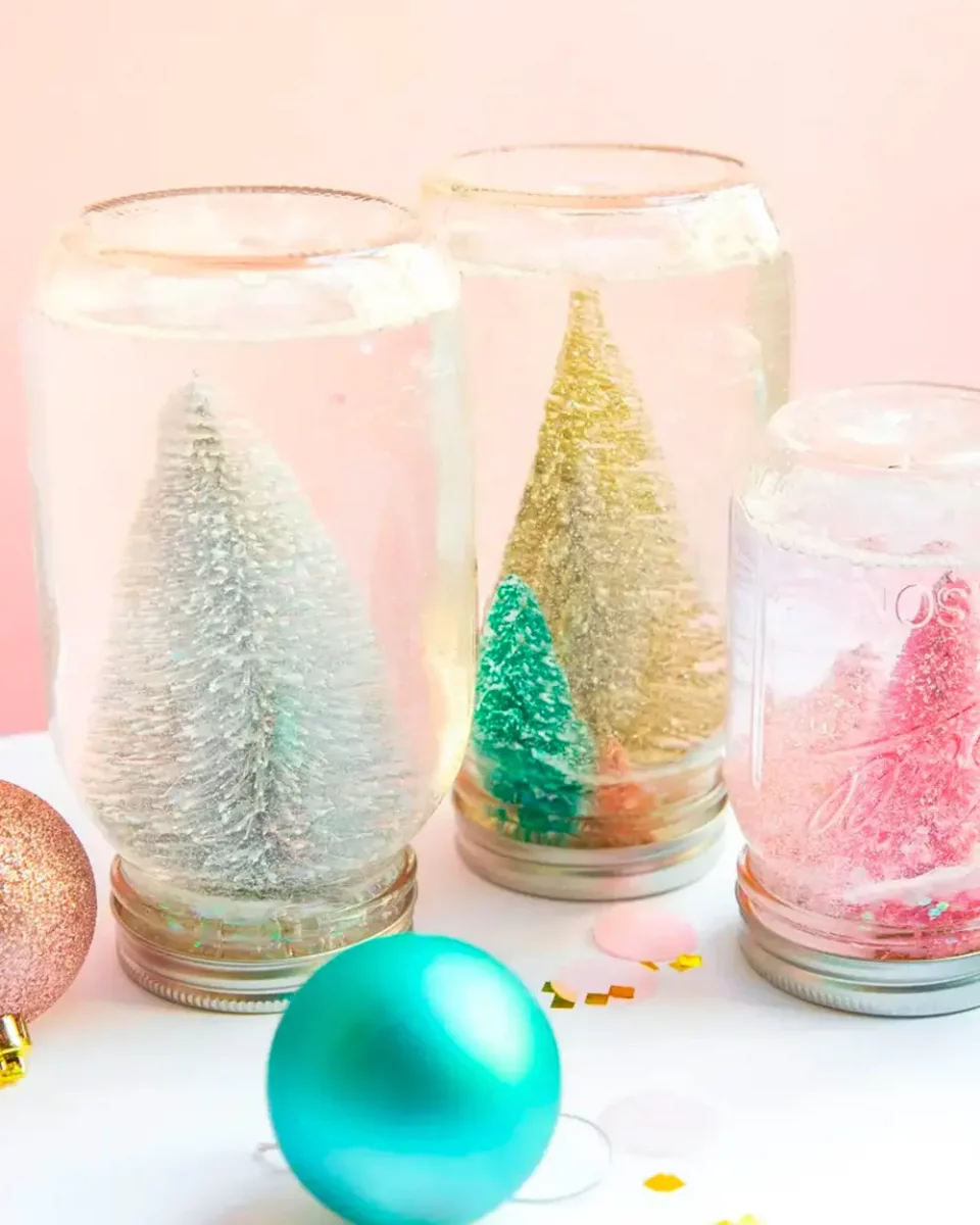 boule a neige diy bocal sapin colore