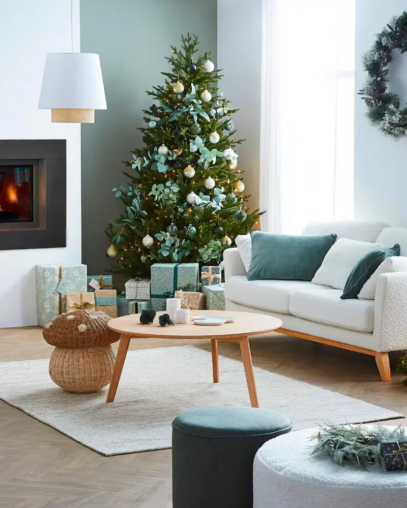 deco salon noel bois bleu scandinave