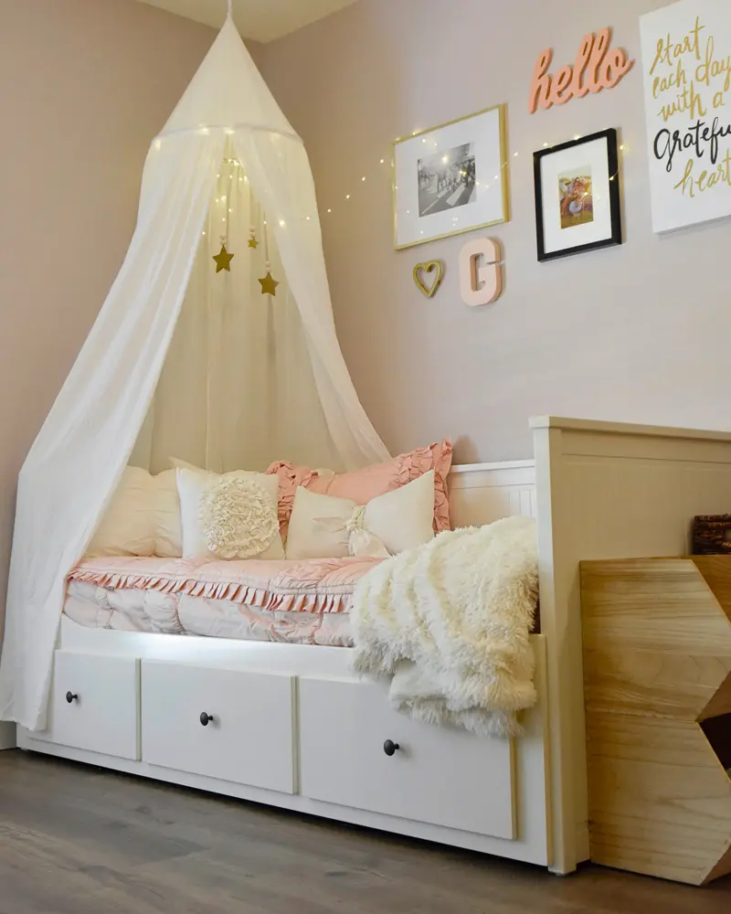 deco chambre enfant chic fausse fourrure