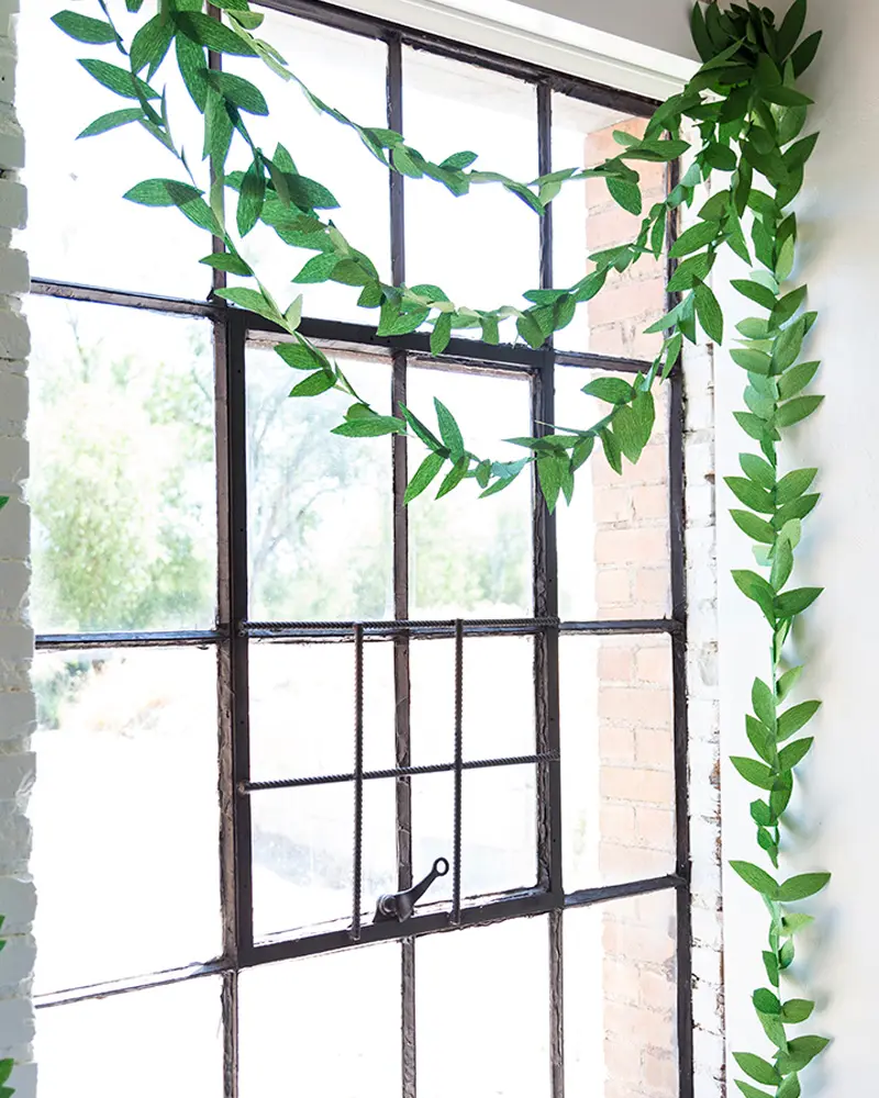 guirlande noel diy feuille papier crepon