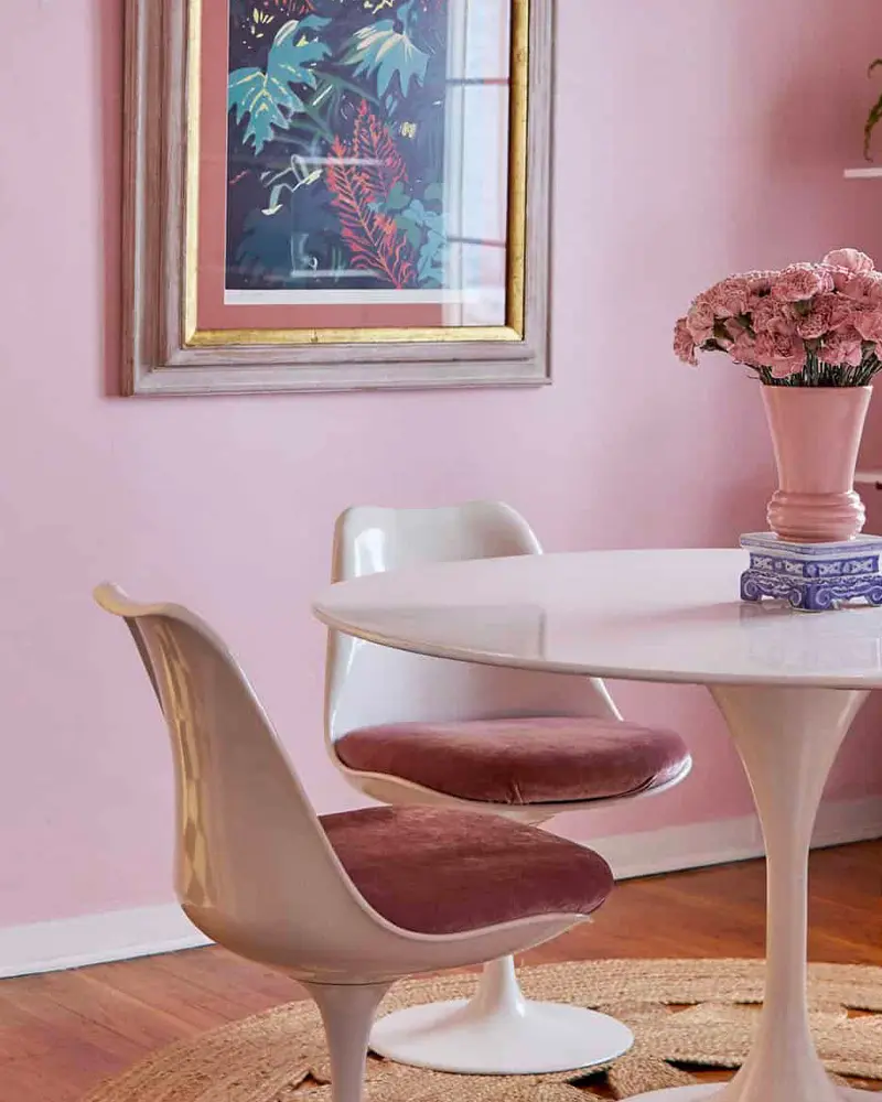 deco salle a manger rose blanc