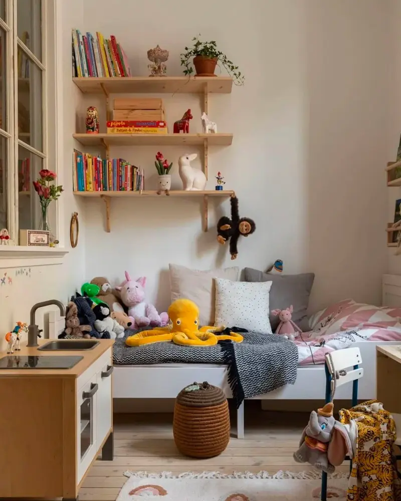 deco chambre enfant scandinave coloree