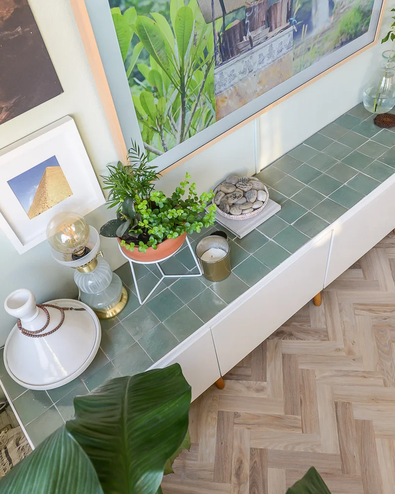 caisson besta buffet carrelage ikea hack