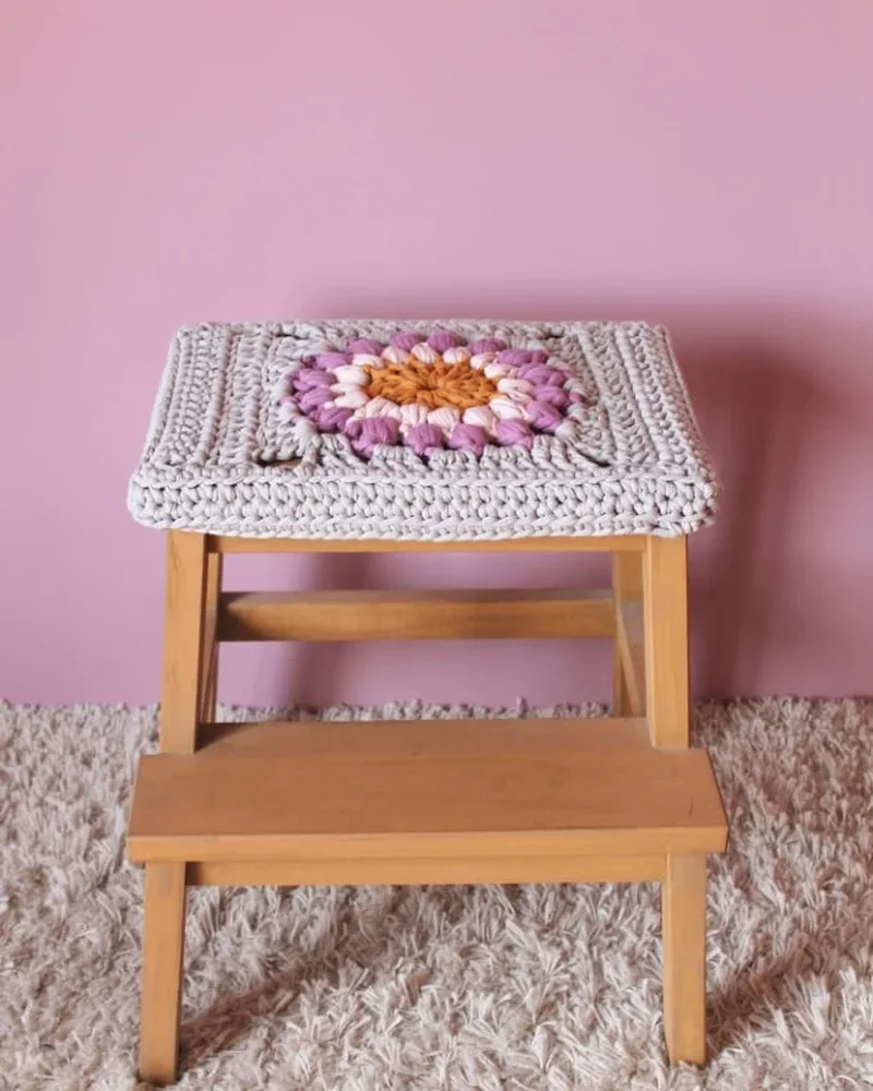 marche pied bekvam housse crochet ikea hack