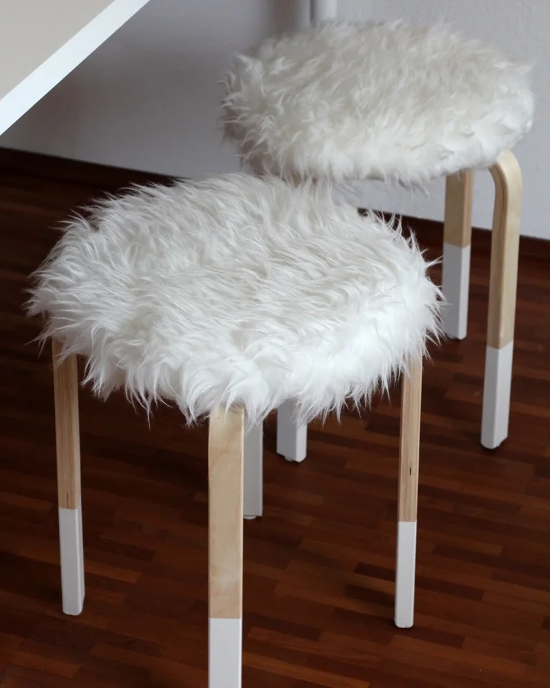 ikea hack tabouret frosta fourrure
