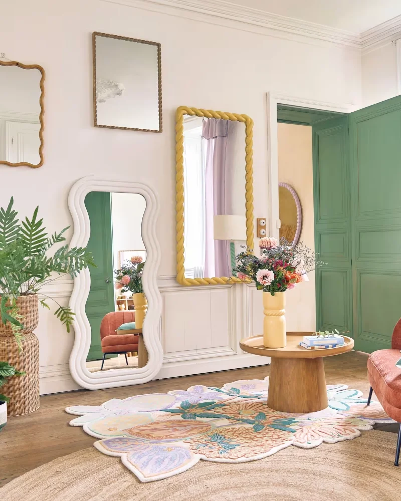 Petit miroir ondulé doré Westwing