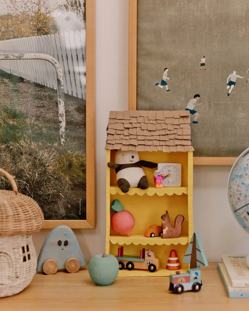 mini maison poupee carton diy