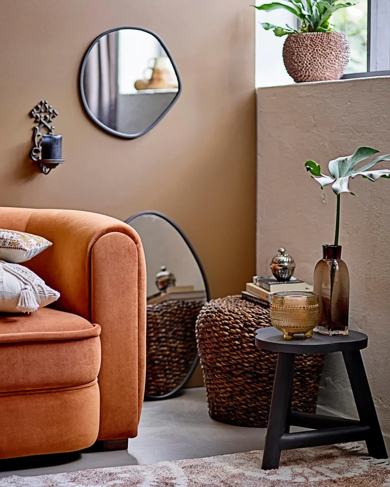 Petit miroir forme organique noir Westwing