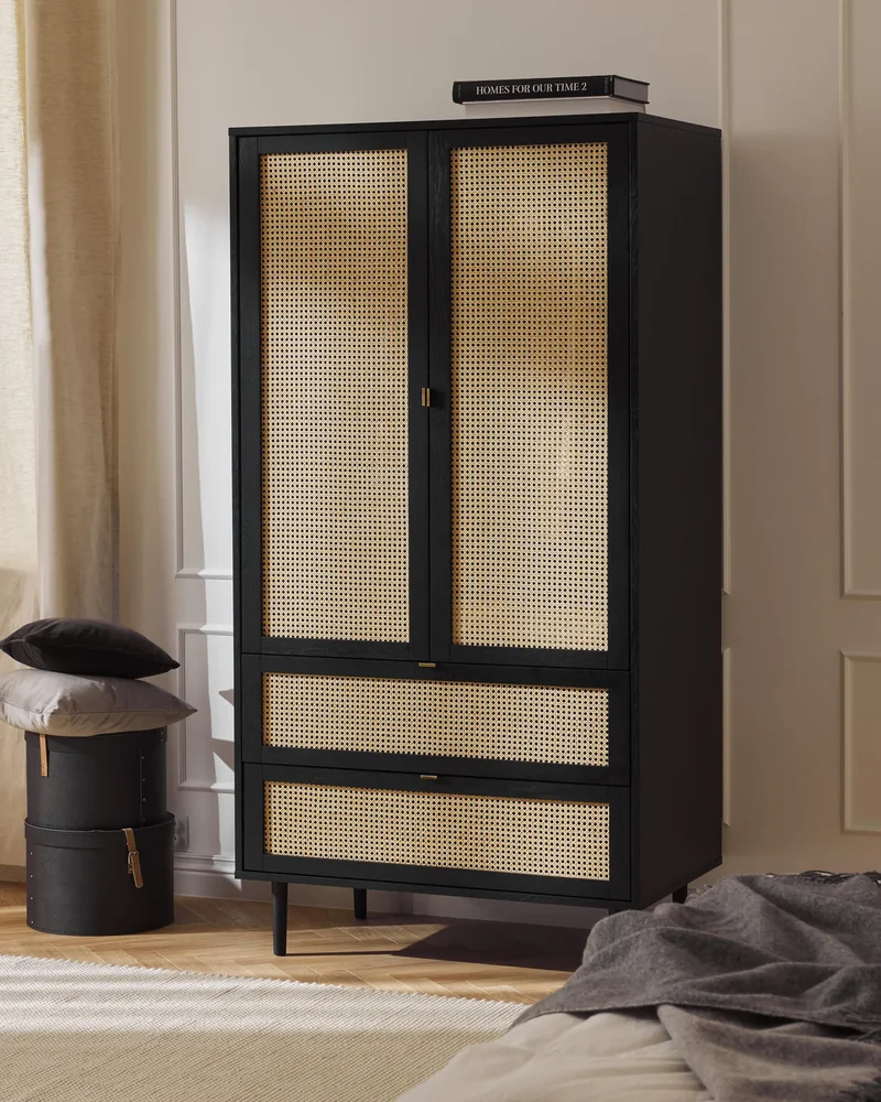 armoire en cannage noire Westwing