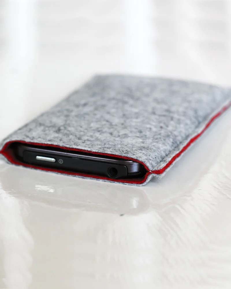 housse telephone diy feutrine