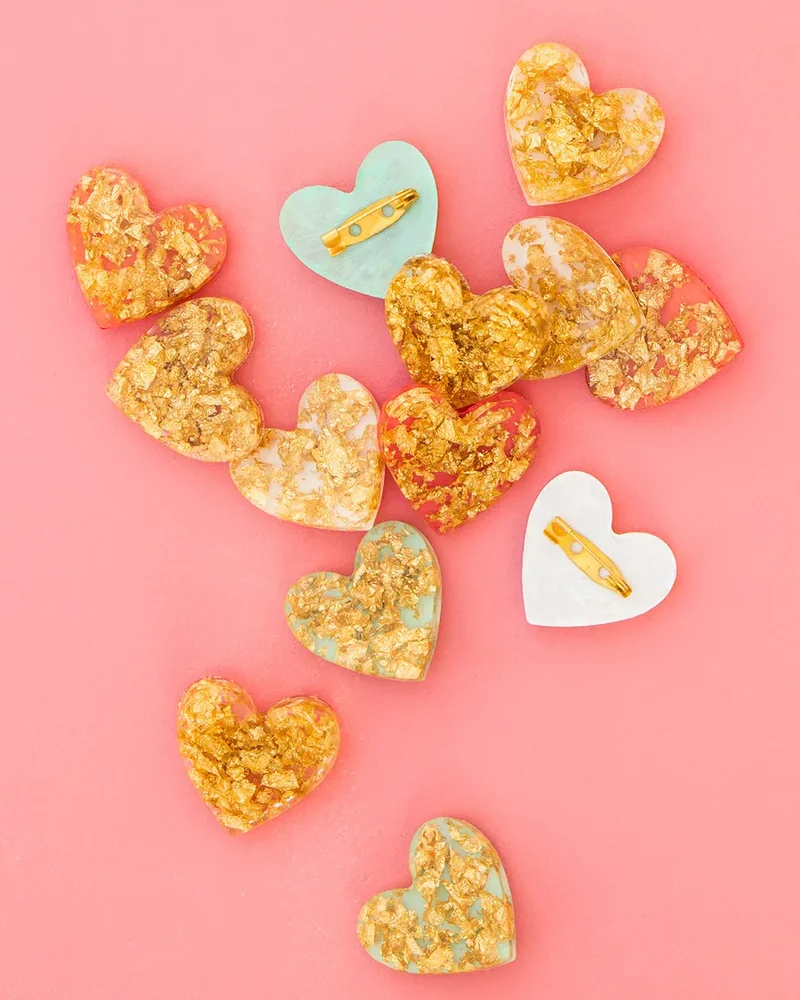 broche diy paillettes dorees coeur