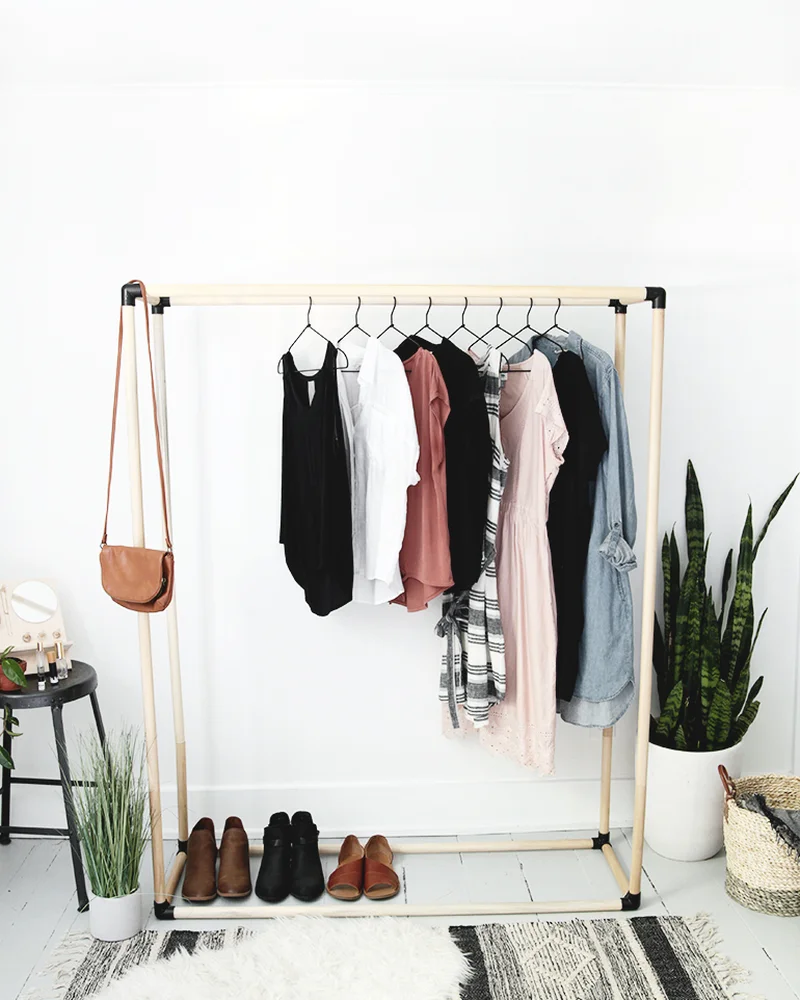 penderie a poser diy minimaliste en bois
