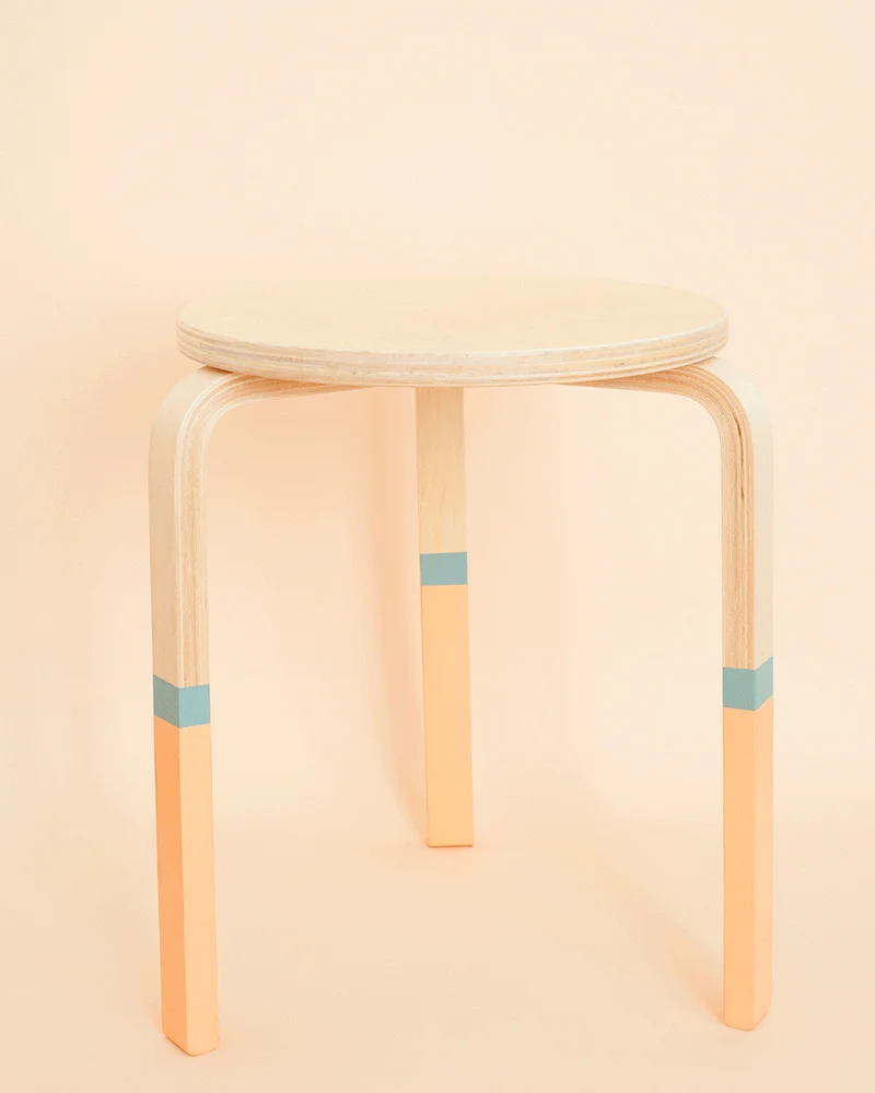 ikea hack tabouret frosta pieds colores