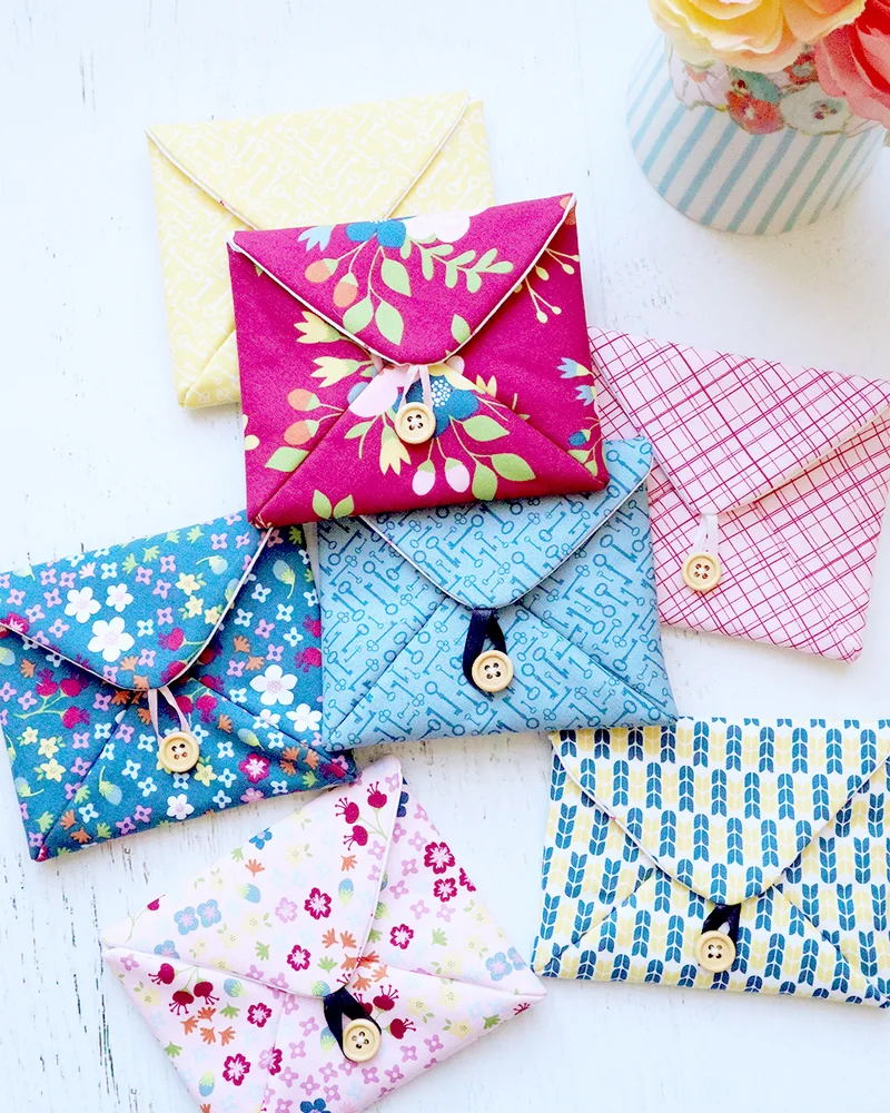 enveloppe tissu diy bouton
