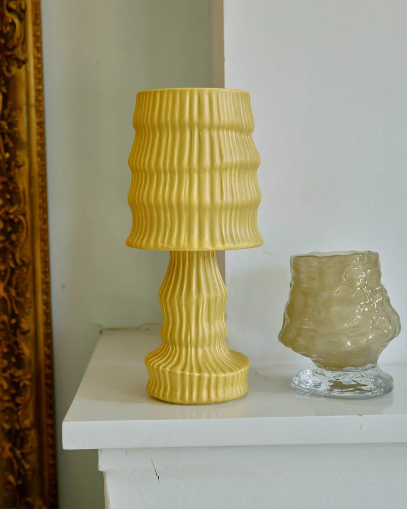 Lampe en céramique jaune Westwing