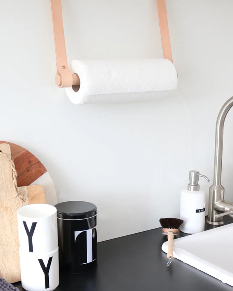 porte rouleau essuie tout a suspendre cuir bois diy