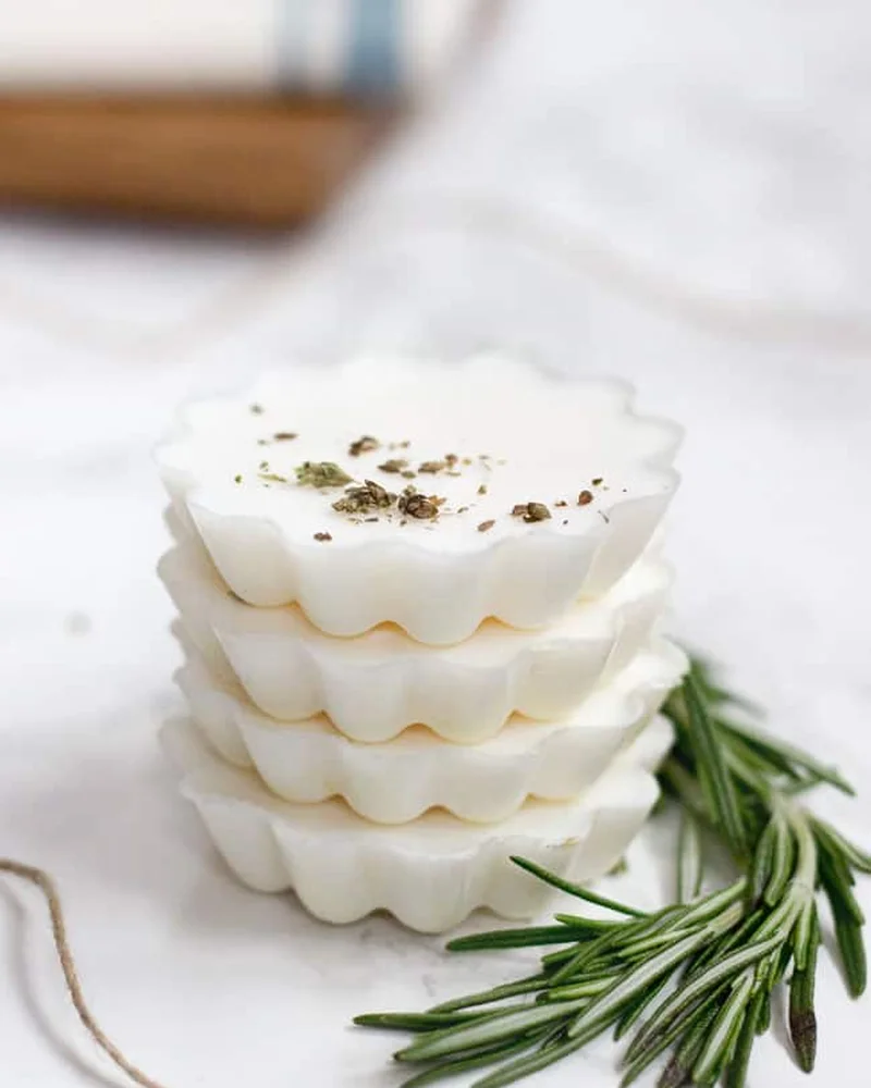 savon huile essentielle diy