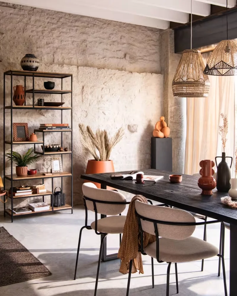 Bibliothèque industrielle métal noir et manguier Maisons du Monde